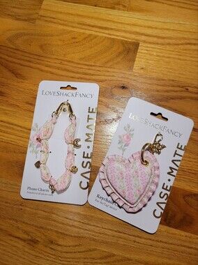 NWT LoveShackFancy x Case-Mate Tech Bundle - Ruffled AirTag Charm & Phone Strap